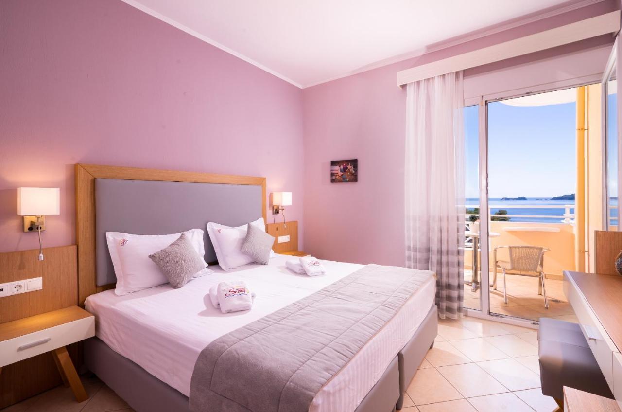 Sunny Hotel Thassos Chrisi Ammoudia Esterno foto