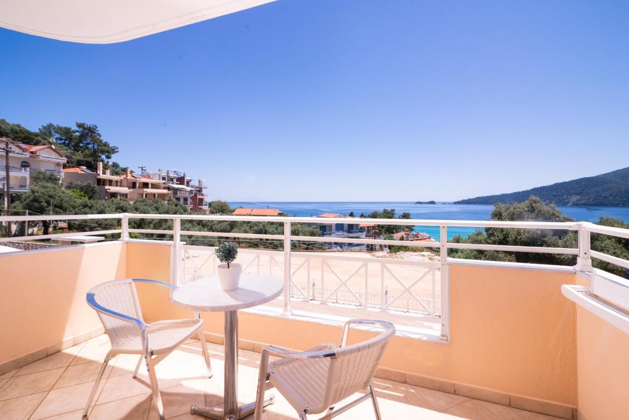 Sunny Hotel Thassos Chrisi Ammoudia Esterno foto