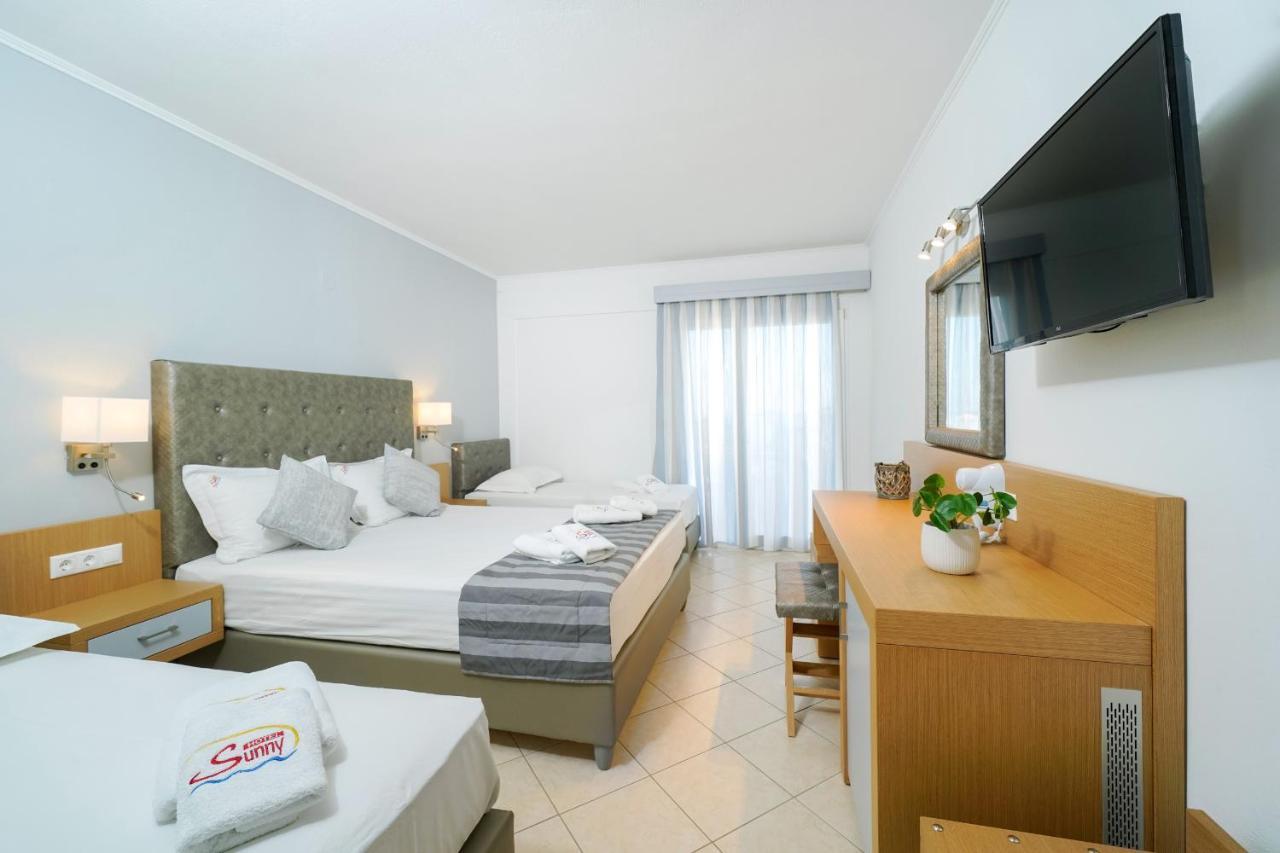 Sunny Hotel Thassos Chrisi Ammoudia Esterno foto