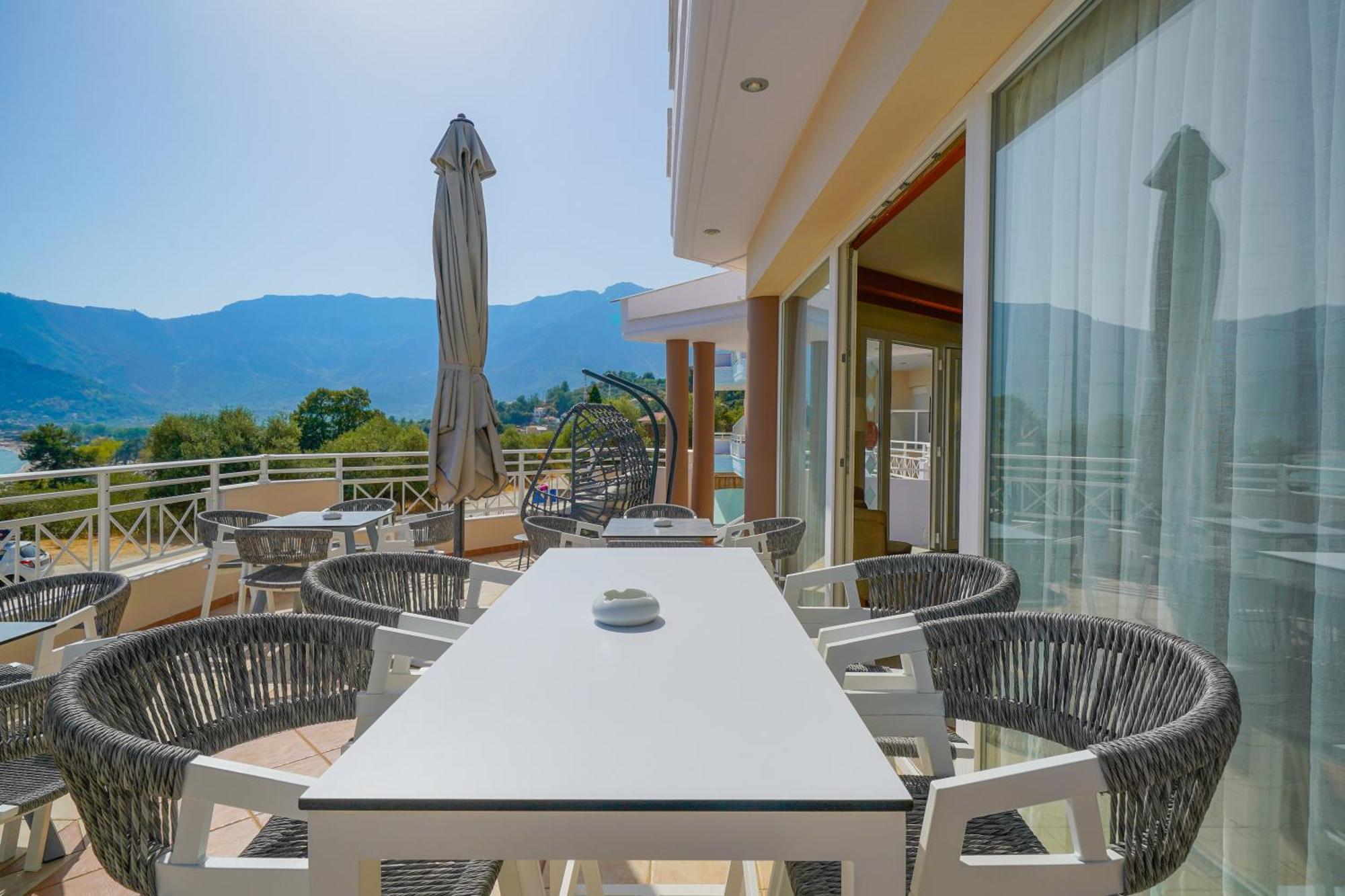 Sunny Hotel Thassos Chrisi Ammoudia Esterno foto