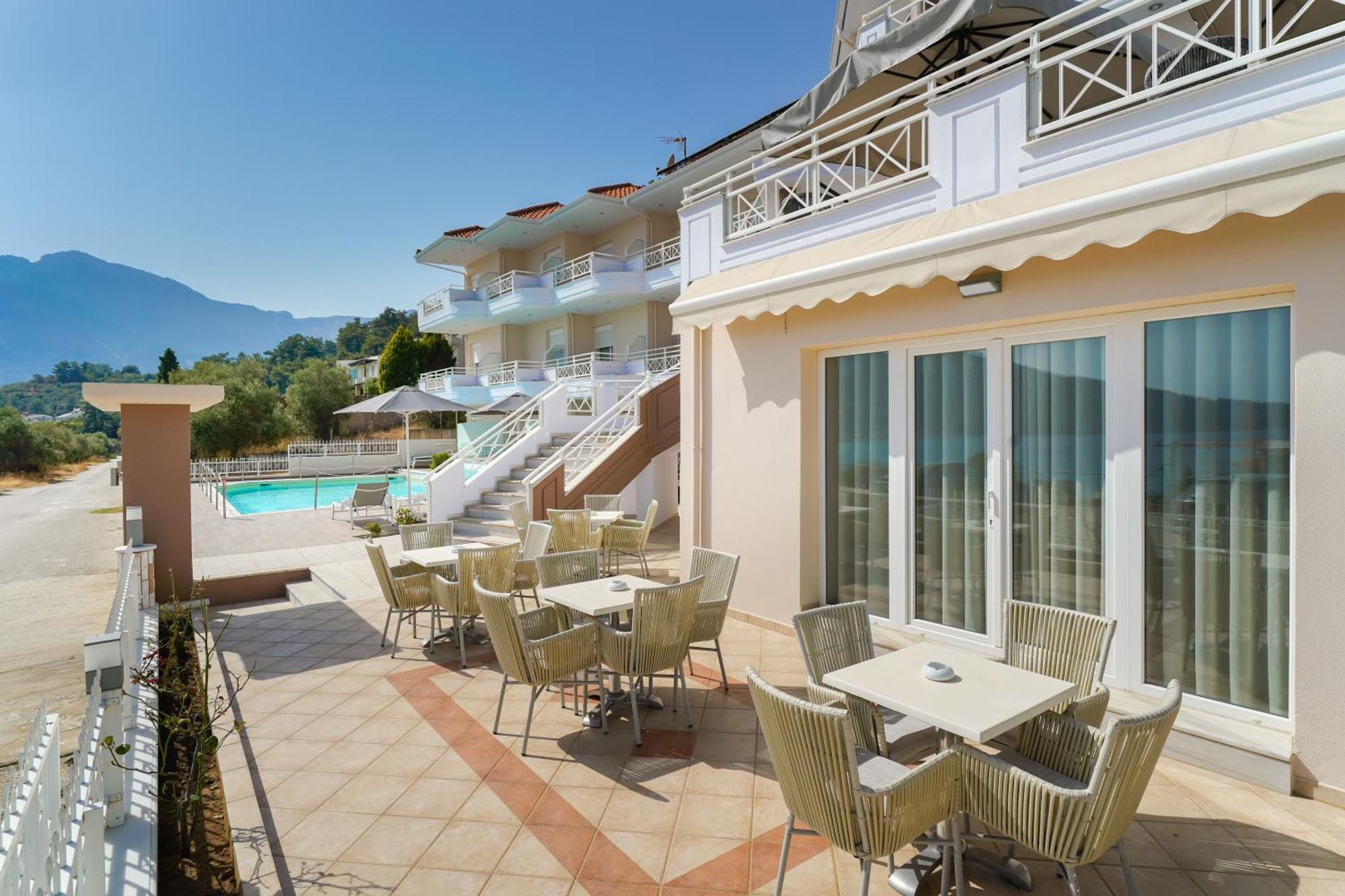 Sunny Hotel Thassos Chrisi Ammoudia Esterno foto