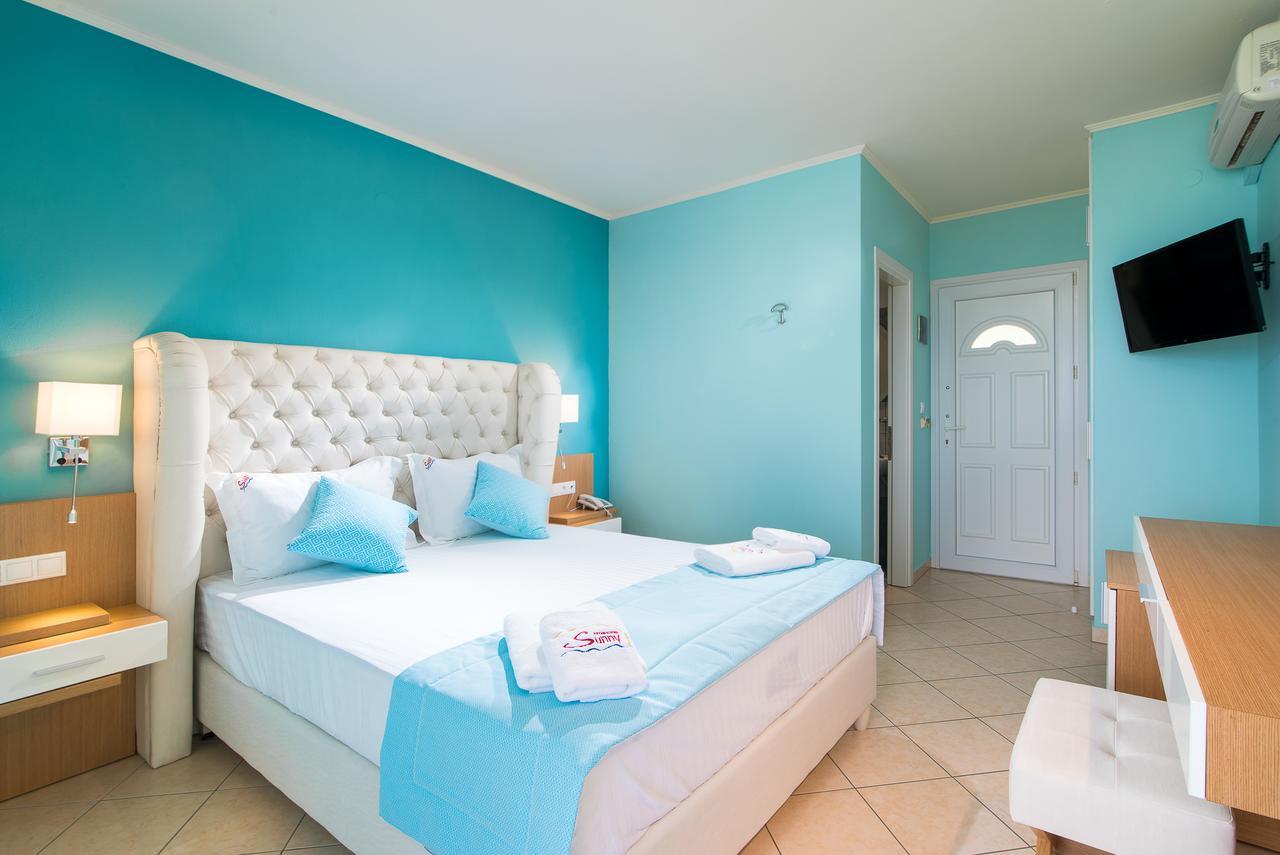 Sunny Hotel Thassos Chrisi Ammoudia Esterno foto